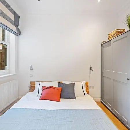 Mallard Suite With Parking Duckling Stays Londres Exterior foto