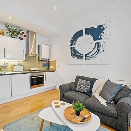 Mallard Suite With Parking Duckling Stays Londres Exterior foto